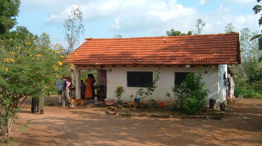 Suzanna Travels to Sri Lanka