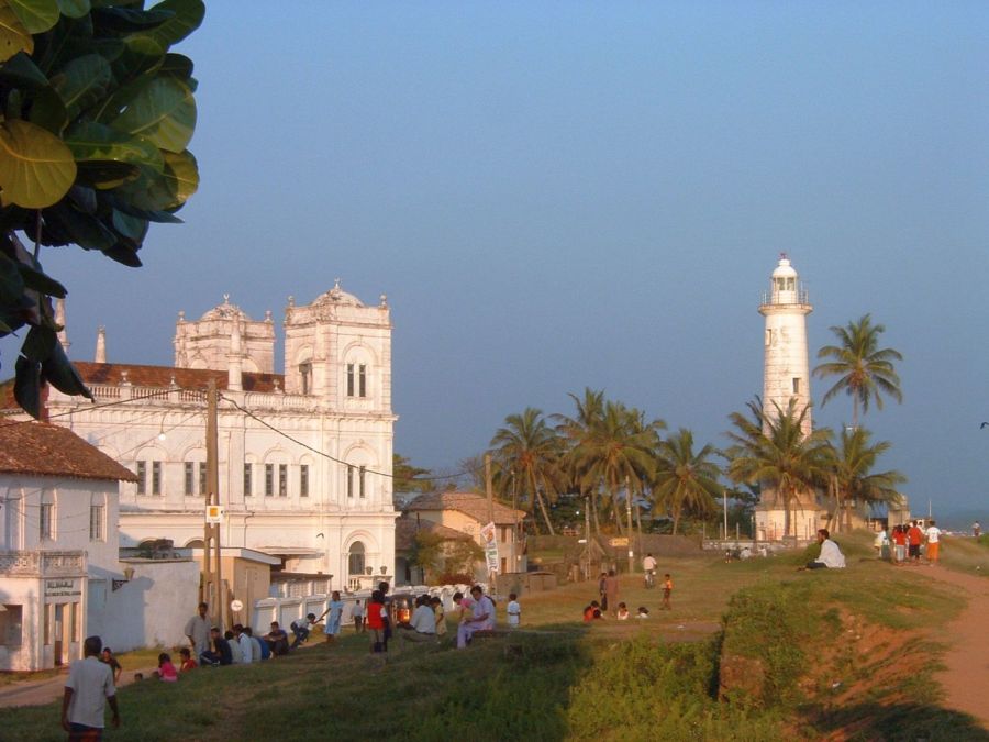 Suzanna Travels to Sri Lanka