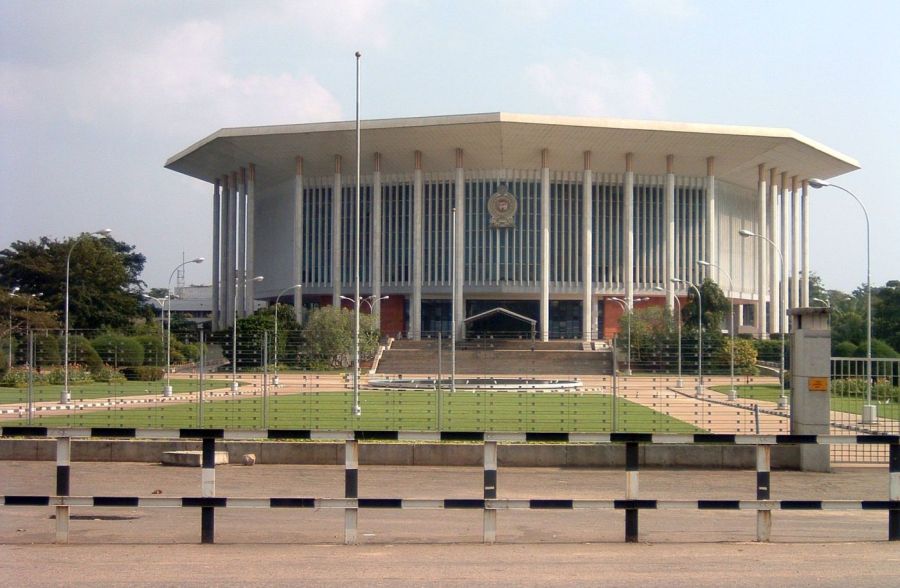 Suzanna Travels to Sri Lanka